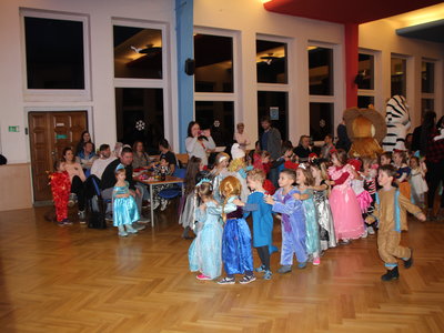 Karneval s Hopsalínem 2018