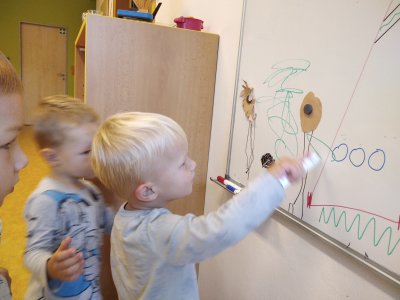 Broučci si hrají na Indiány